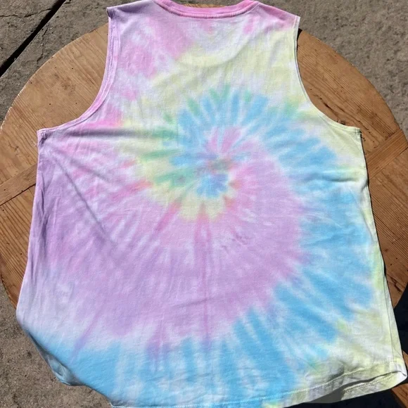 Spiritual Gangster Tank/Tee- Tie-Die- Women's Size M - Picture 8 of 8
